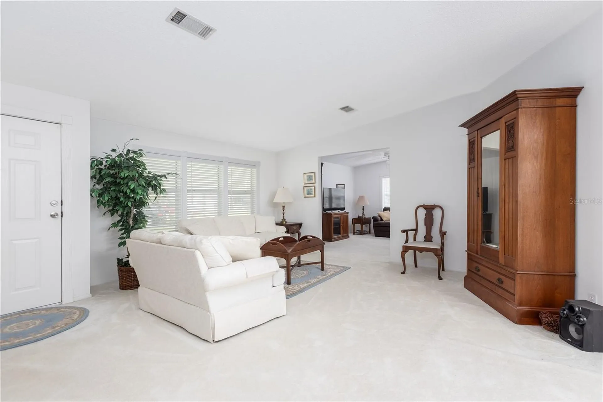606 Mooring Lane Edgewater FL 32141