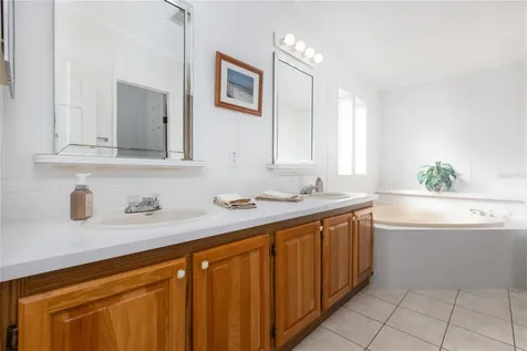 606 Mooring Lane Edgewater FL 32141