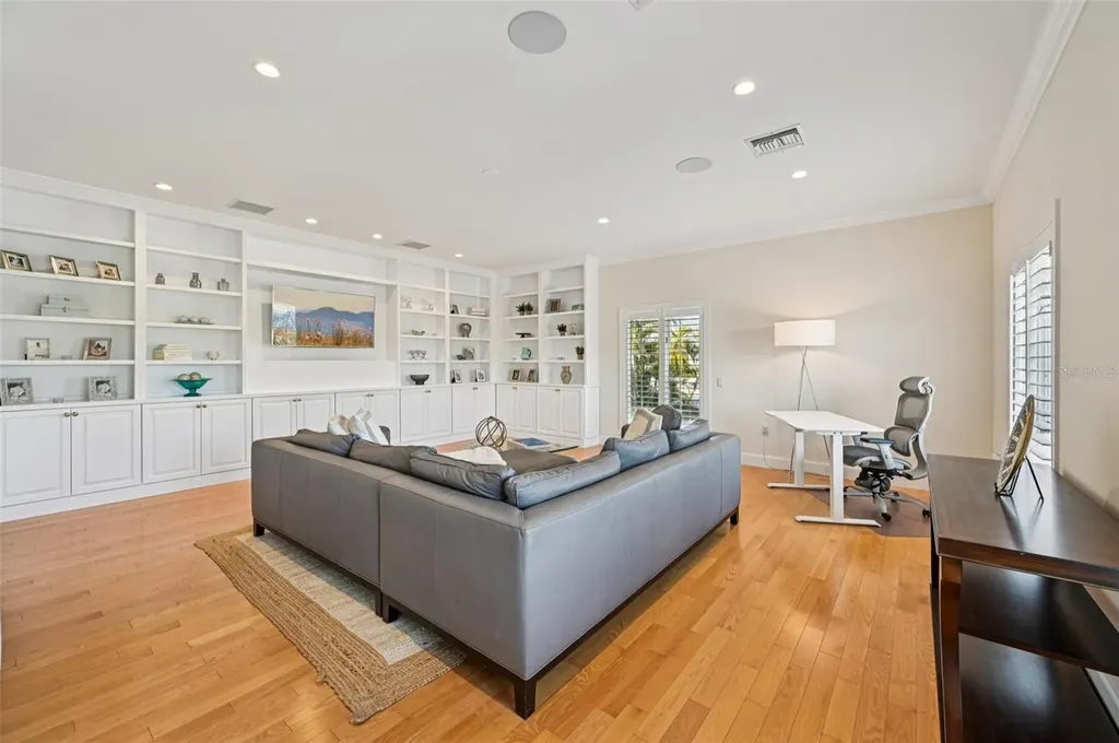 1121 Morningside Place Sarasota FL 34236