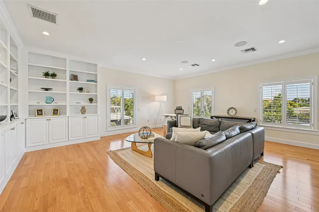 1121 Morningside Place Sarasota FL 34236