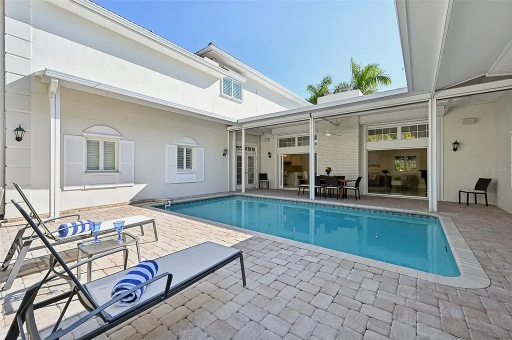 1121 Morningside Place Sarasota FL 34236