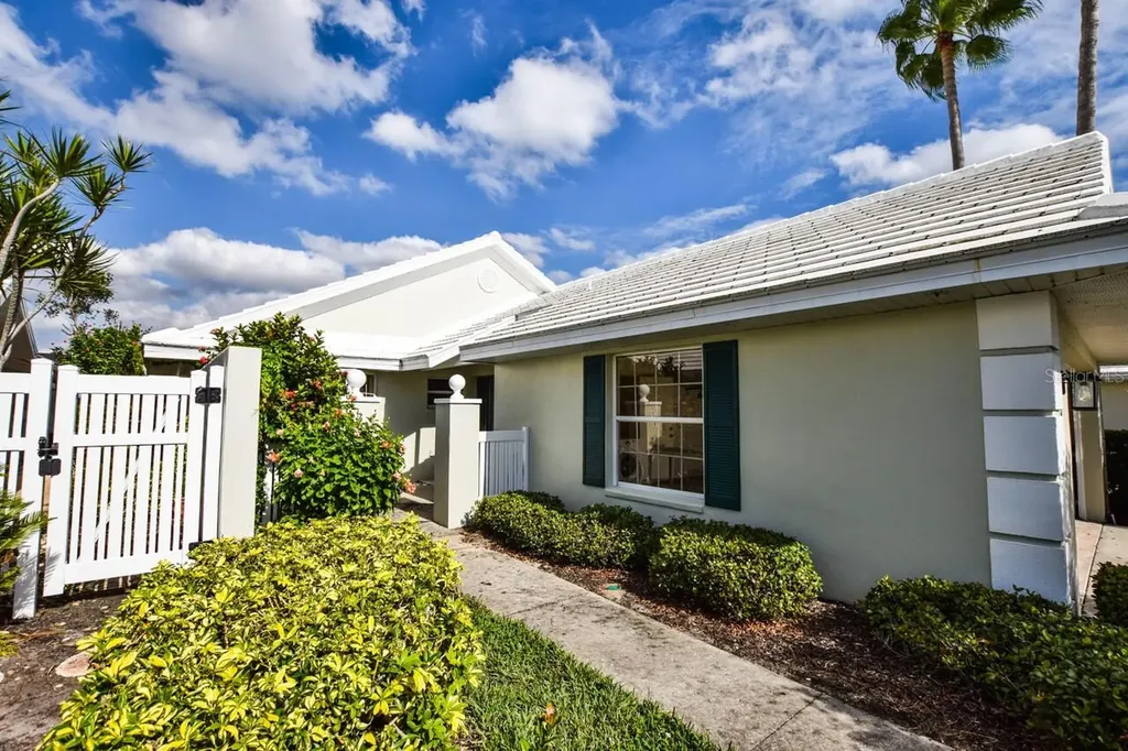768 Harrington Lake Drive N Venice FL 34293