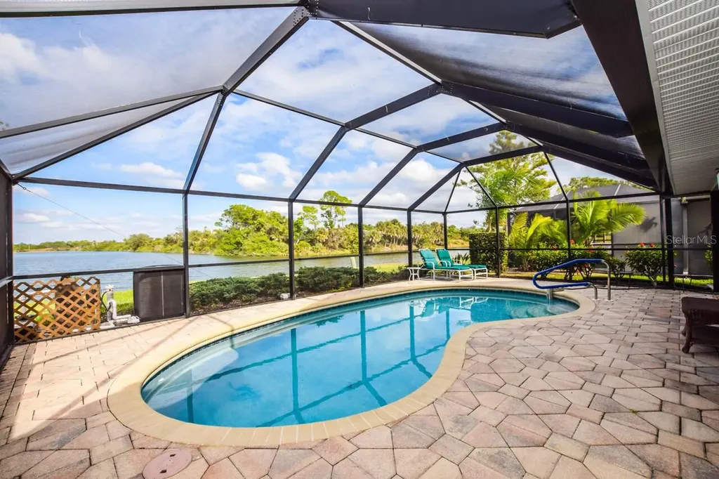 768 Harrington Lake Drive N Venice FL 34293