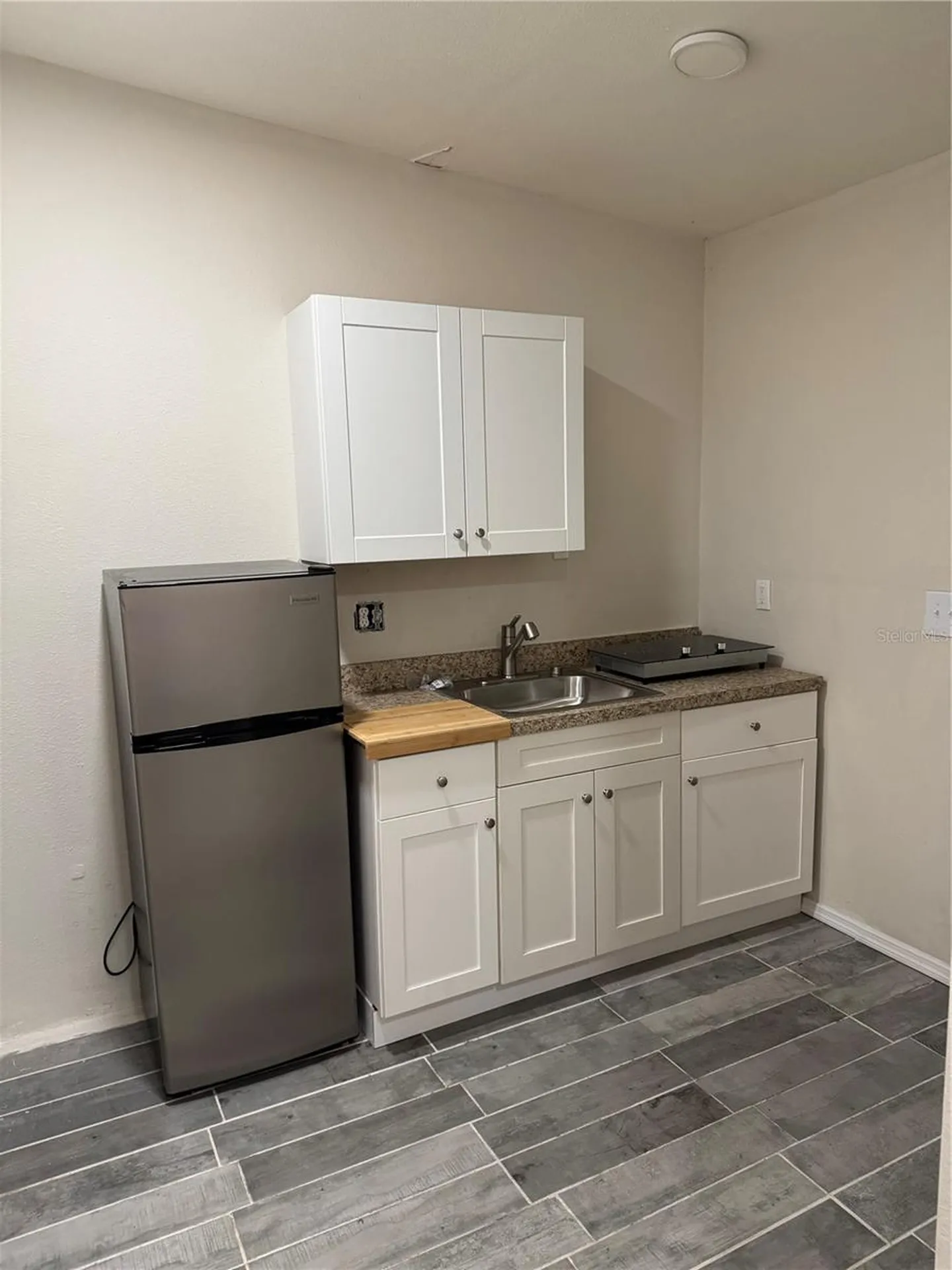 3719 Meadowbreeze Drive Tampa FL 33619