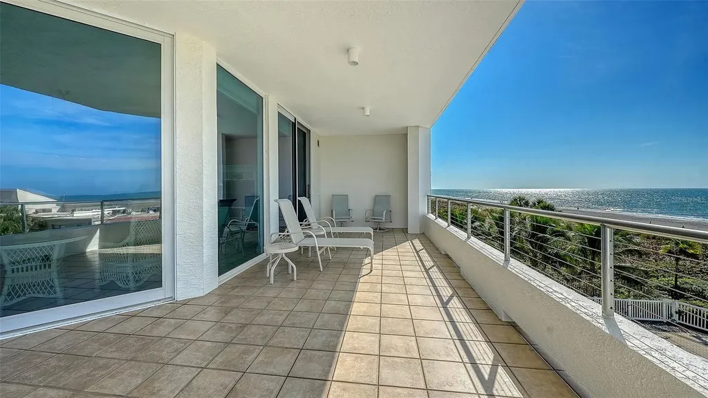 4561 Gulf Of Mexico Drive Longboat Key FL 34228