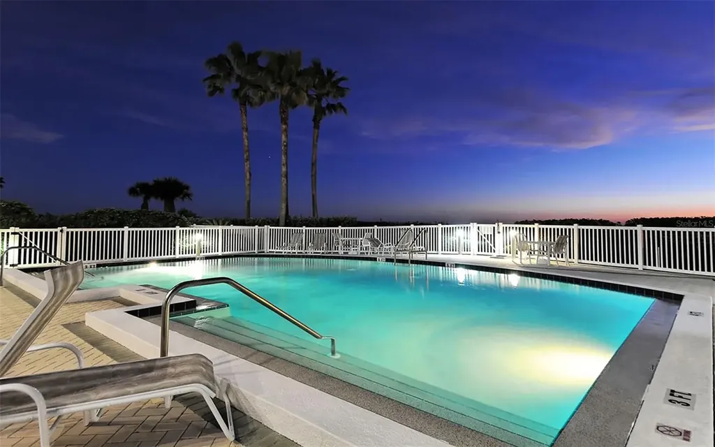 4561 Gulf Of Mexico Drive Longboat Key FL 34228