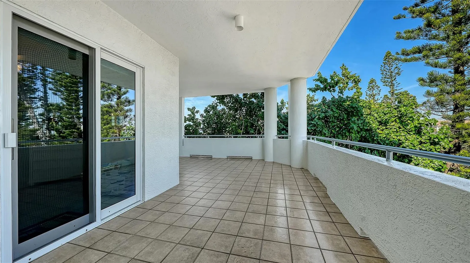 4561 Gulf Of Mexico Drive Longboat Key FL 34228