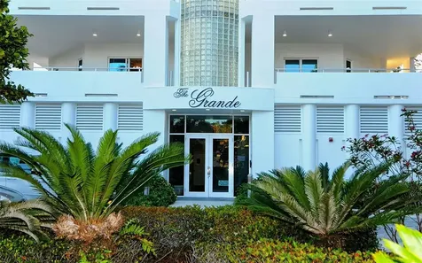 4561 Gulf Of Mexico Drive Longboat Key FL 34228