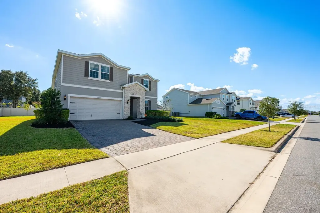 2713 Hilltop Loop Apopka FL 32712