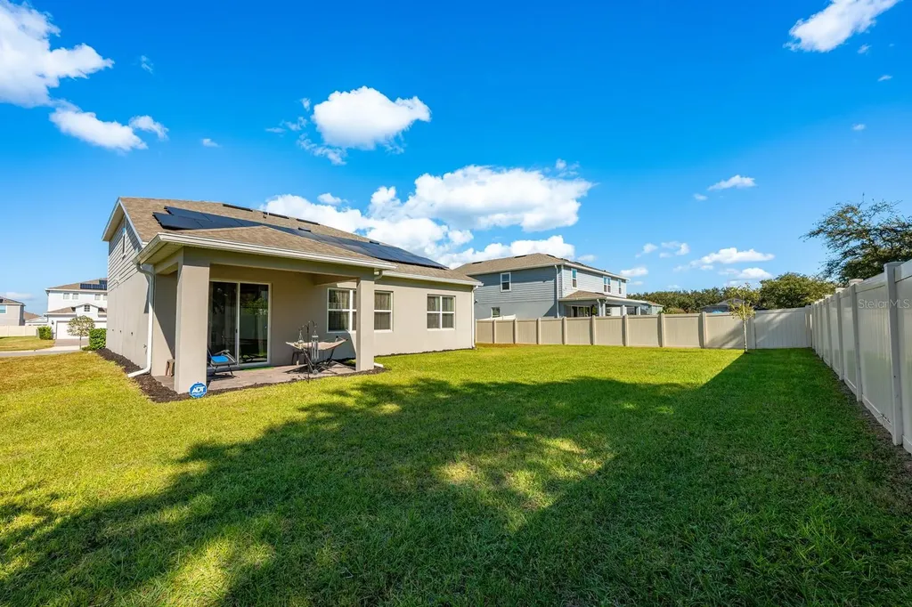 2713 Hilltop Loop Apopka FL 32712