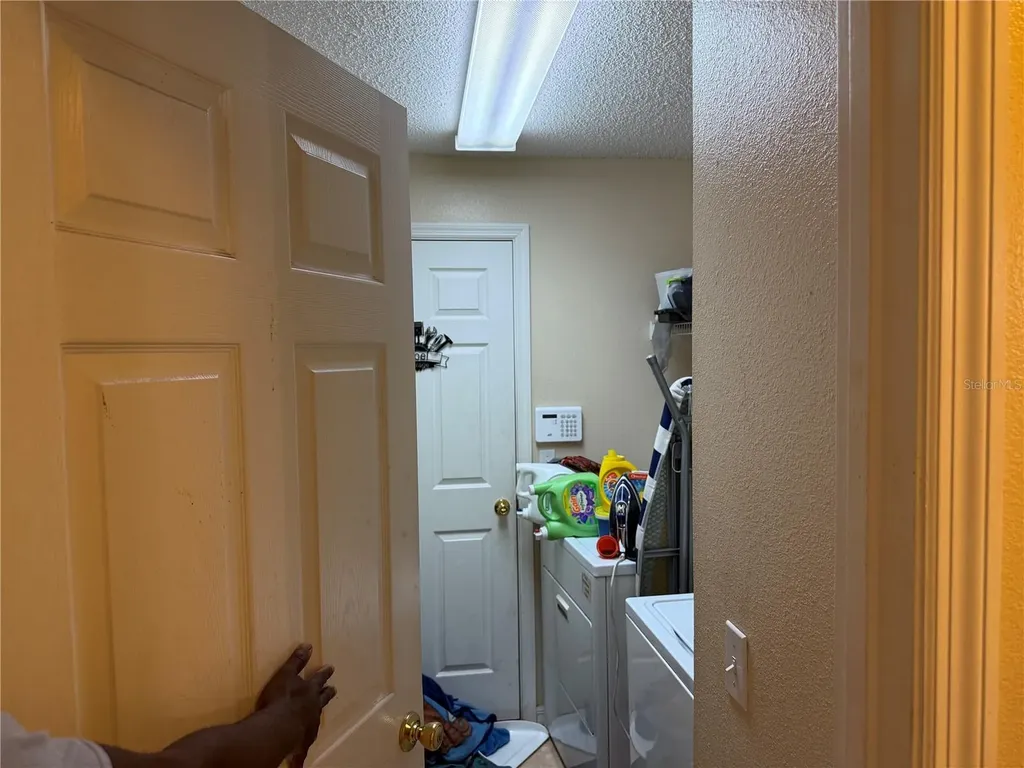 1158 Saint Tropez Court Kissimmee FL 34759