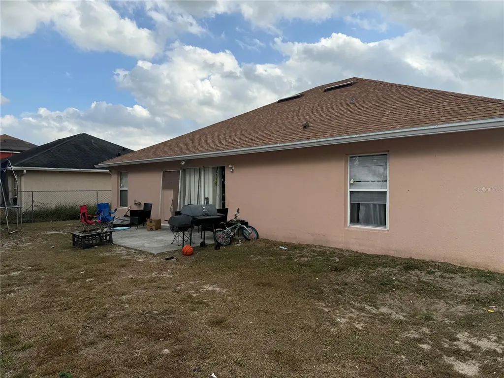 1158 Saint Tropez Court Kissimmee FL 34759