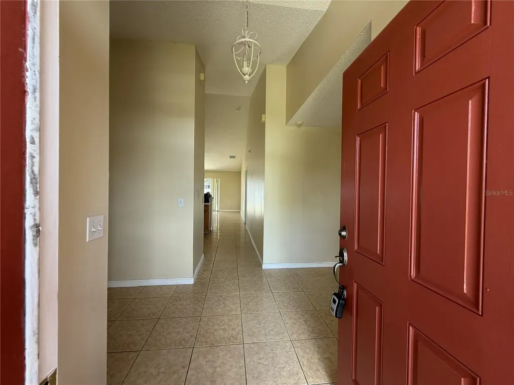 1158 Saint Tropez Court Kissimmee FL 34759