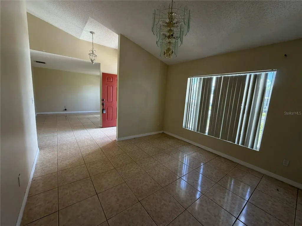1158 Saint Tropez Court Kissimmee FL 34759