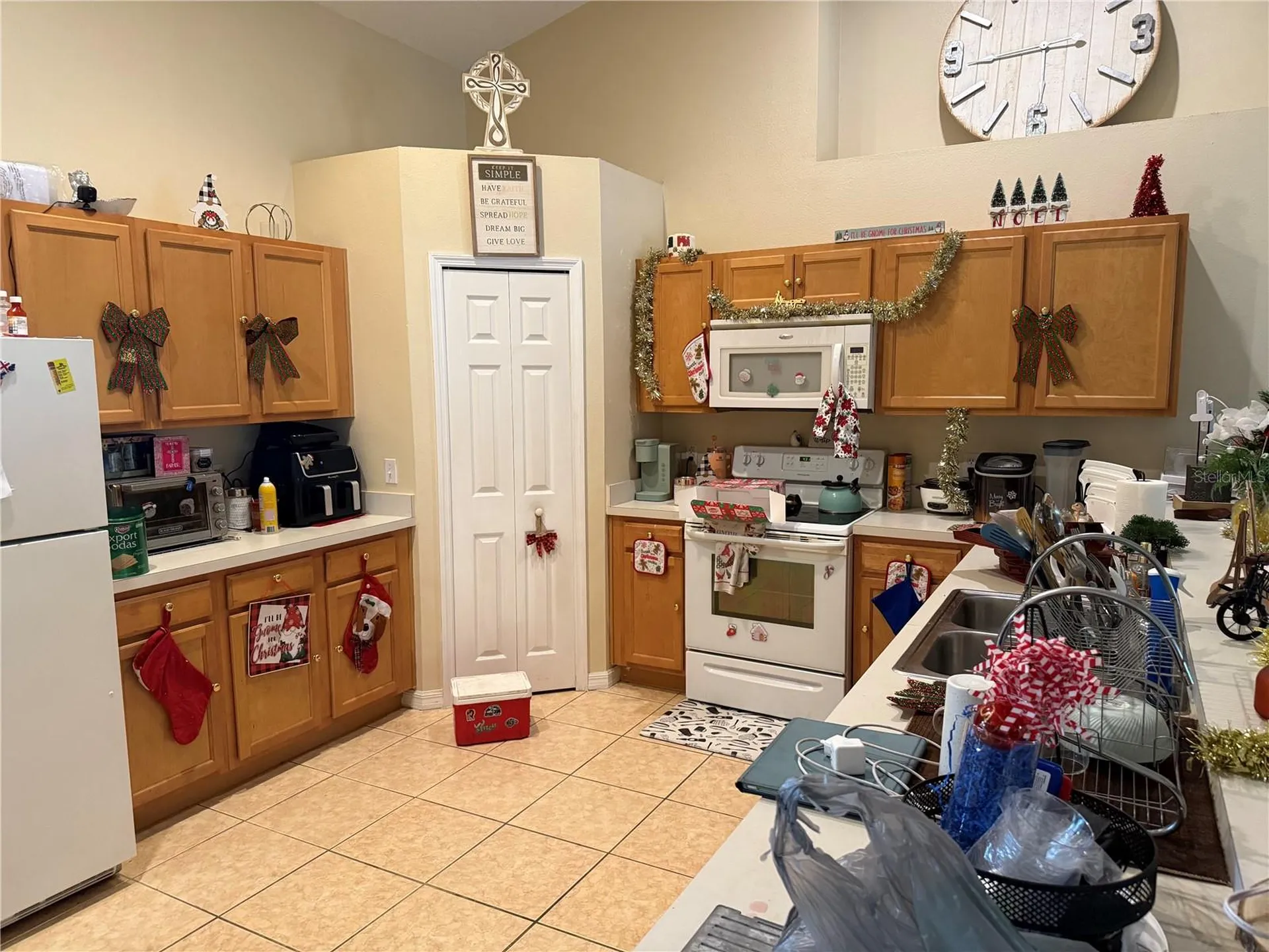 1158 Saint Tropez Court Kissimmee FL 34759