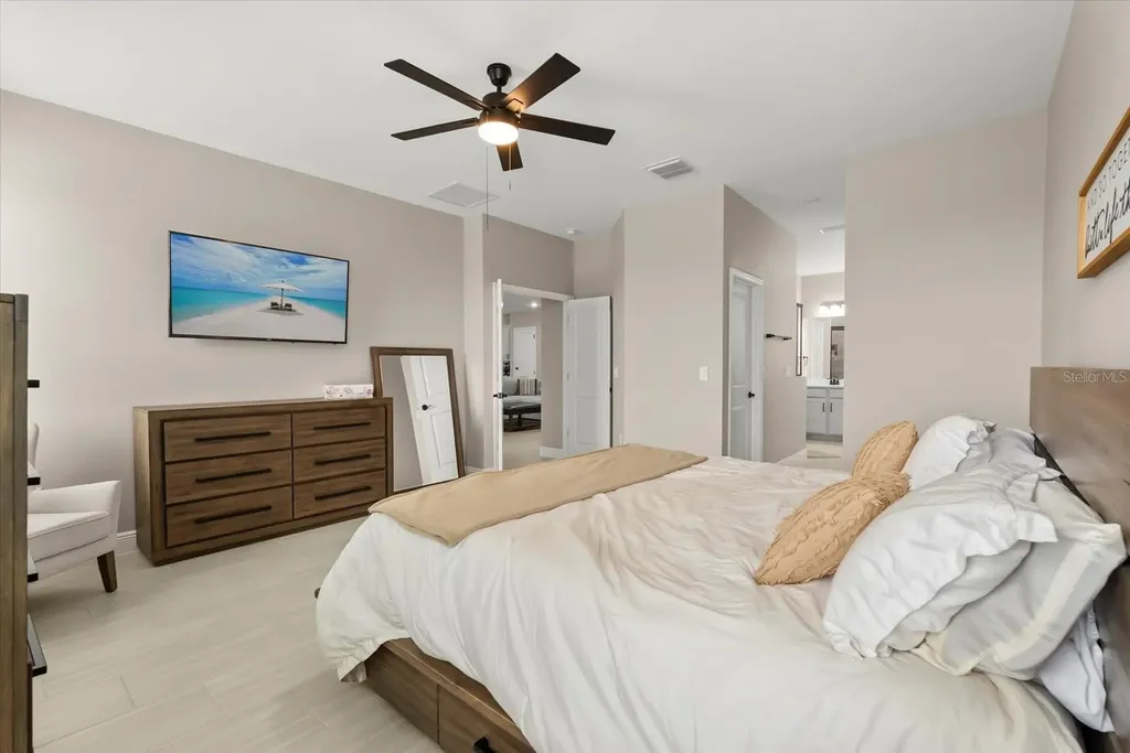 2124 Keystone Pass Boulevard Minneola FL 34715