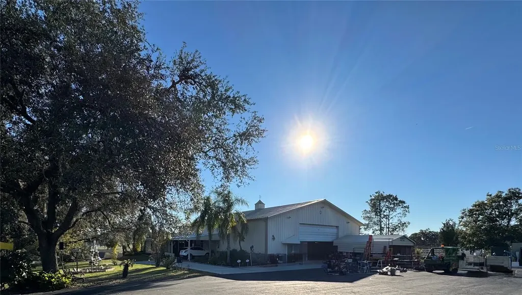 17725 Powerline Road Dade City FL 33523