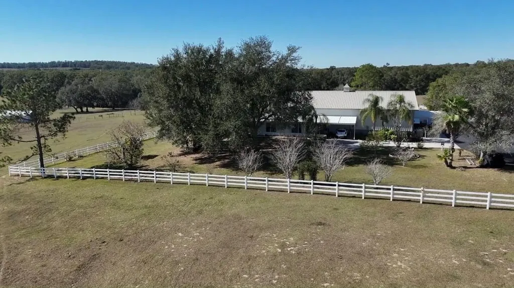 17725 Powerline Road Dade City FL 33523