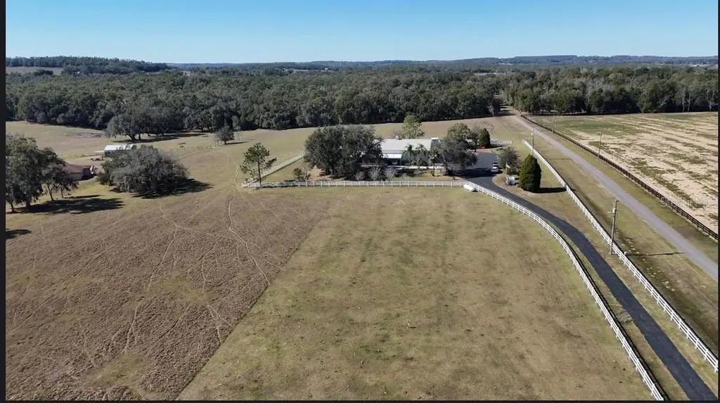 17725 Powerline Road Dade City FL 33523