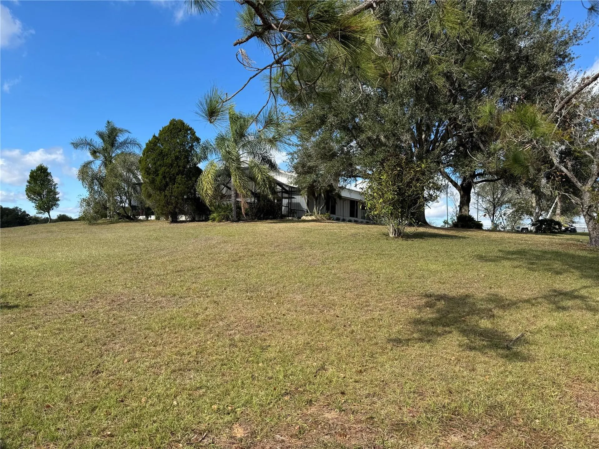 17725 Powerline Road Dade City FL 33523