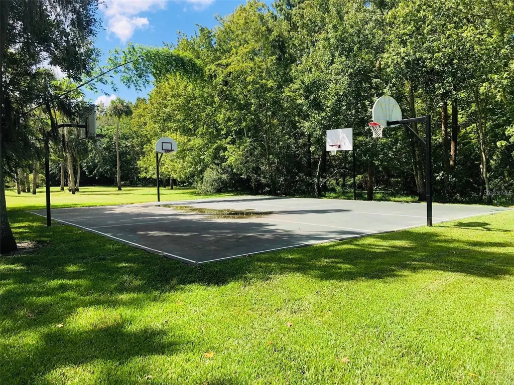 260 Crown Oaks Way Longwood FL 32779