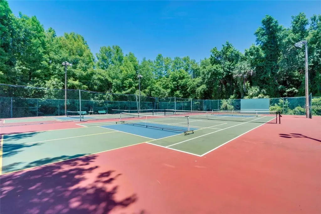 260 Crown Oaks Way Longwood FL 32779
