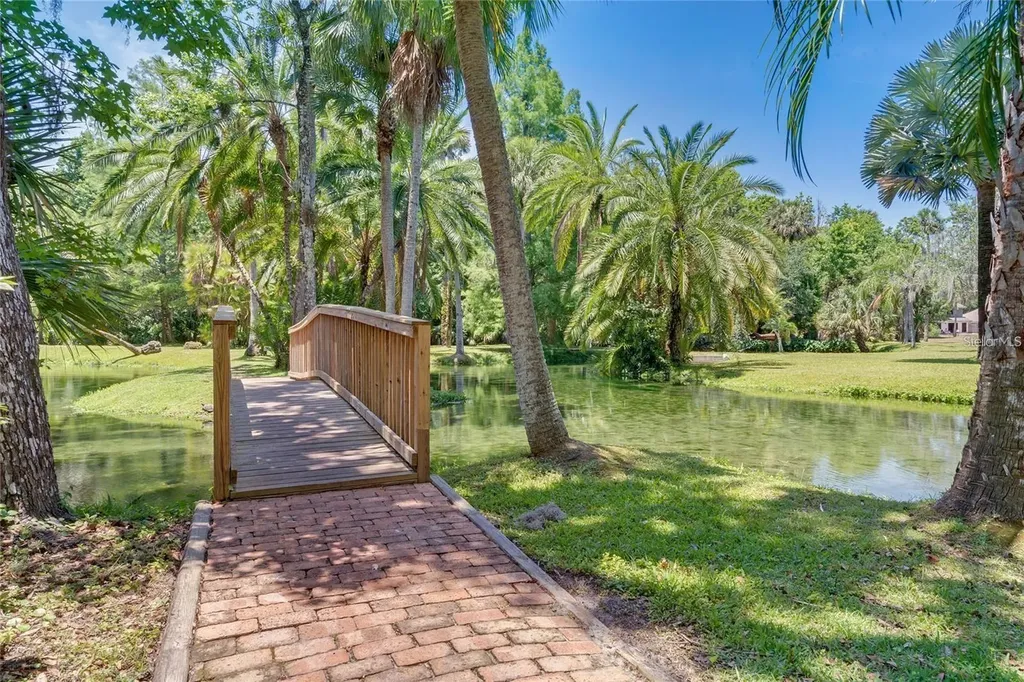260 Crown Oaks Way Longwood FL 32779