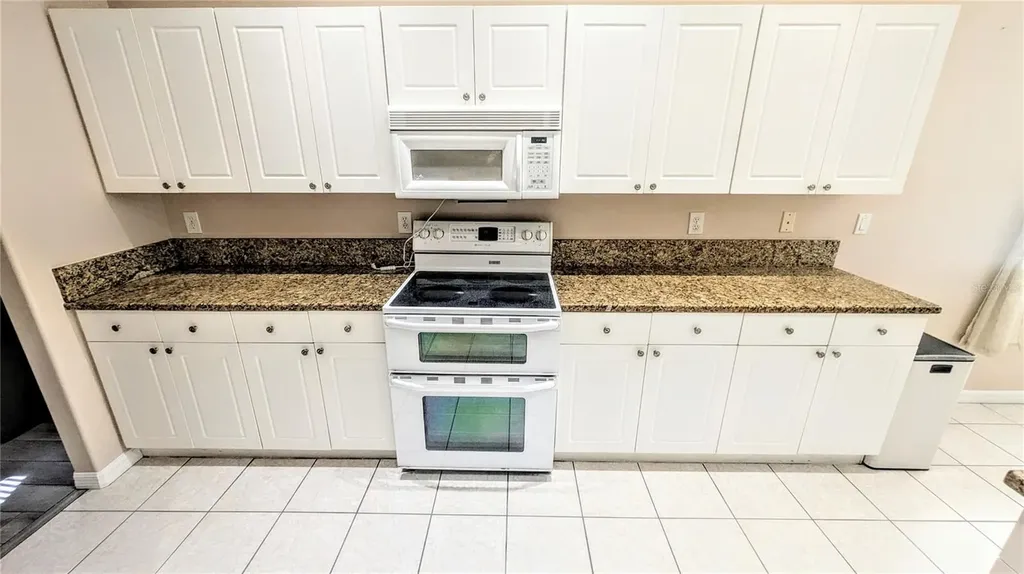 6826 Winslow Street Sarasota FL 34243