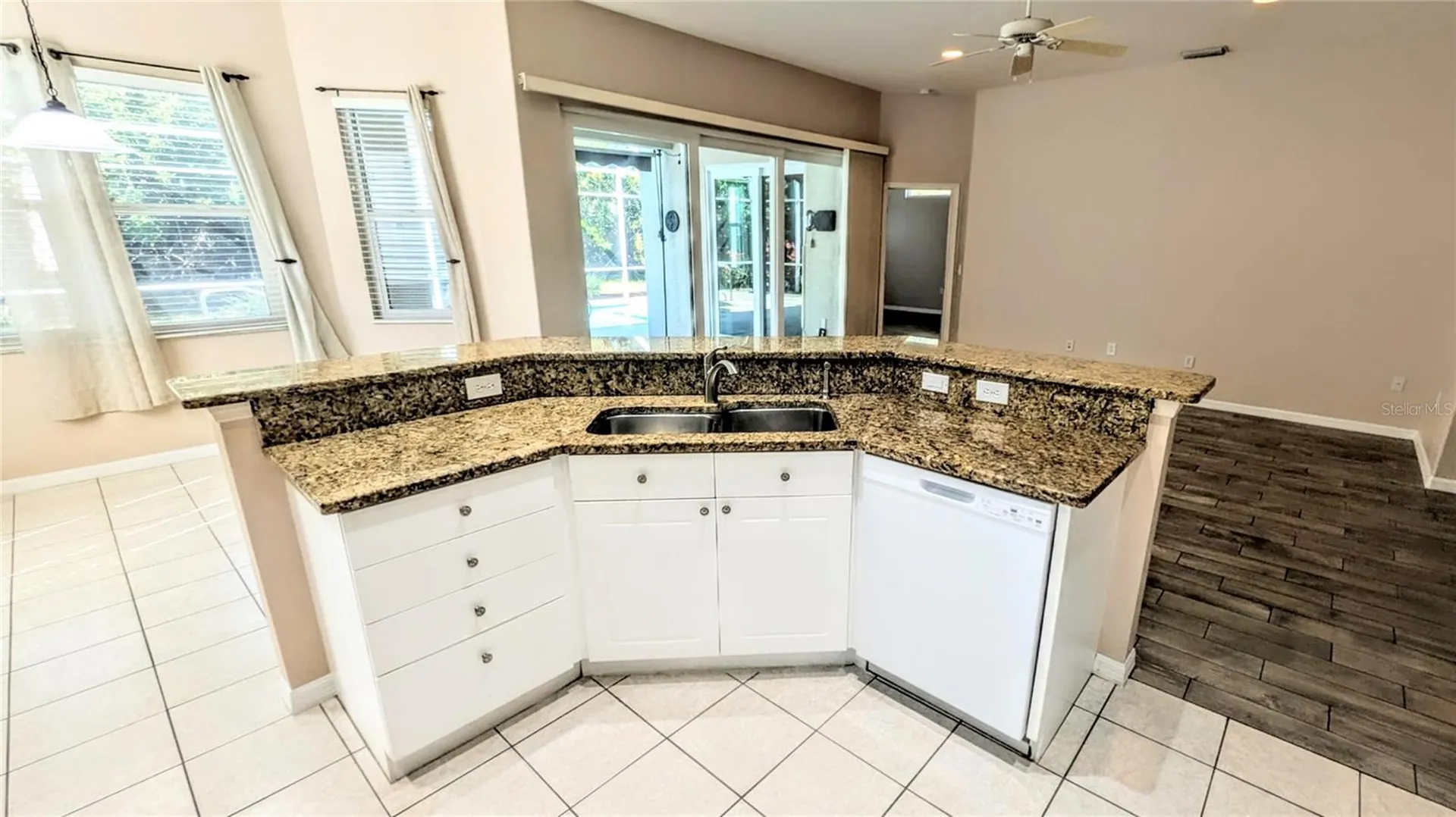 6826 Winslow Street Sarasota FL 34243