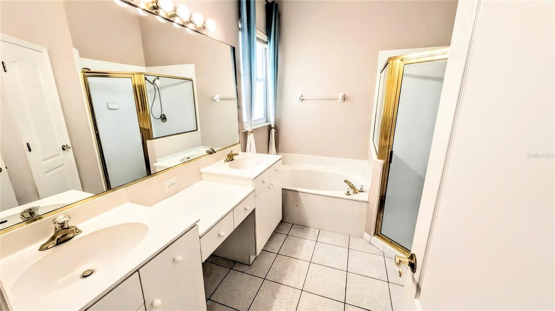 6826 Winslow Street Sarasota FL 34243