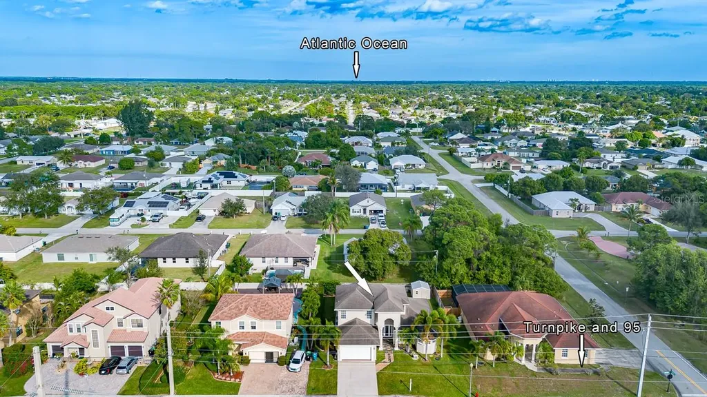 2081 SW Bayshore Boulevard Port St Lucie FL 34984