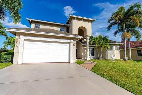 2081 SW Bayshore Boulevard Port St Lucie FL 34984