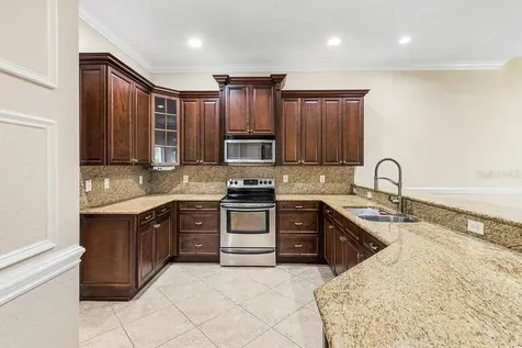 2081 SW Bayshore Boulevard Port St Lucie FL 34984