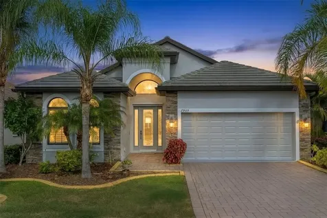 7909 Rio Bella Place Bradenton FL 34201