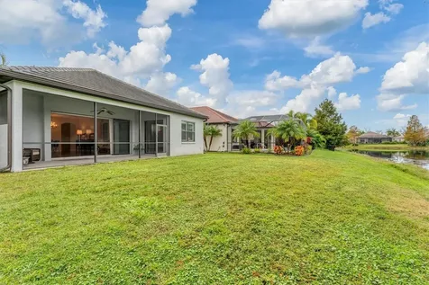 7909 Rio Bella Place Bradenton FL 34201