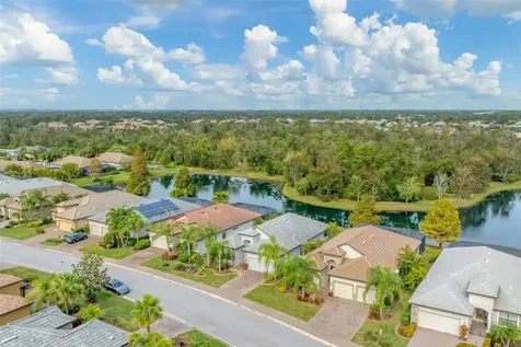 7909 Rio Bella Place Bradenton FL 34201