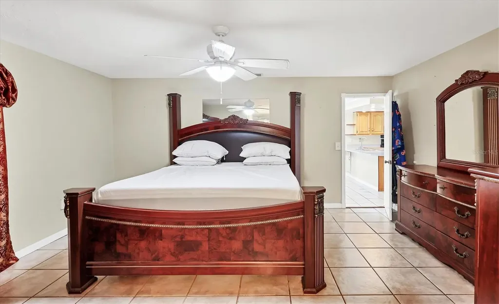 2105 39th Street W Bradenton FL 34205