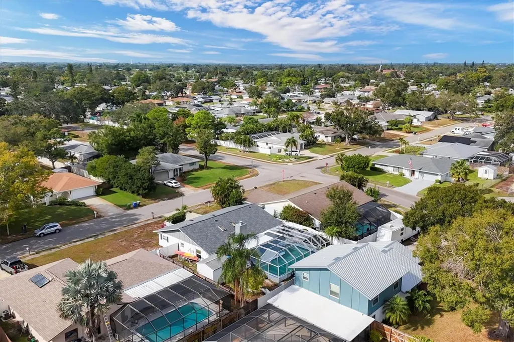 2105 39th Street W Bradenton FL 34205