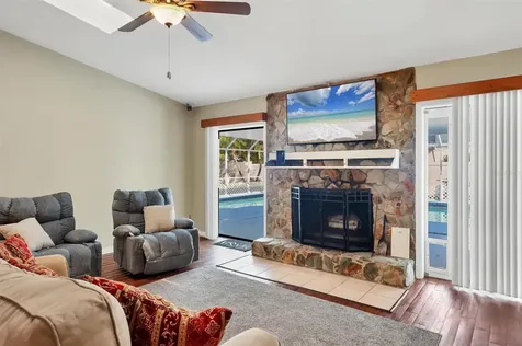 2105 39th Street W Bradenton FL 34205