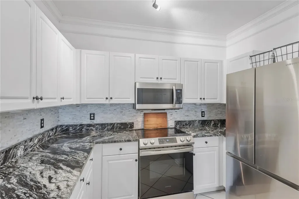 4304 Bayside Village Drive Tampa FL 33615