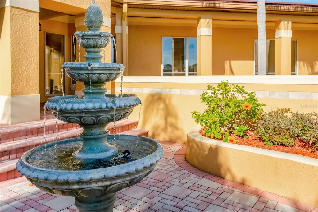 4304 Bayside Village Drive Tampa FL 33615