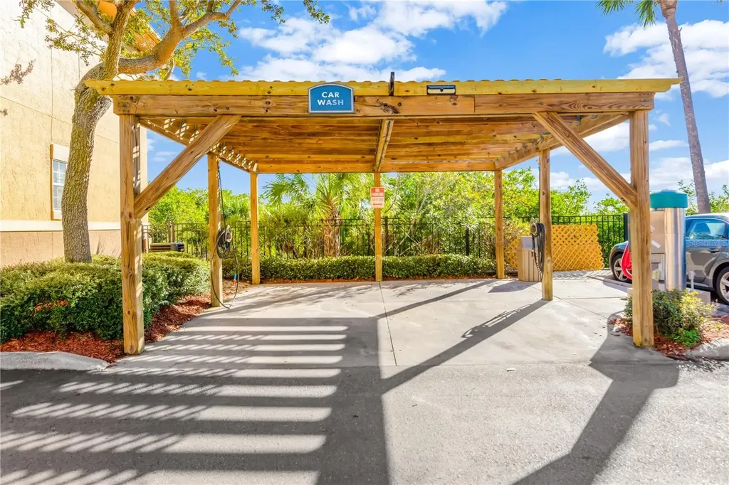4304 Bayside Village Drive Tampa FL 33615