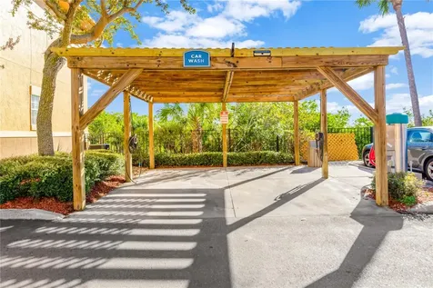 4304 Bayside Village Drive Tampa FL 33615
