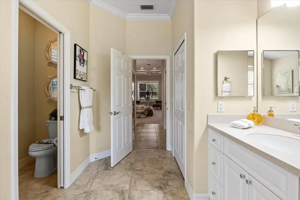 11443 Savannah Lakes Drive Parrish FL 34219