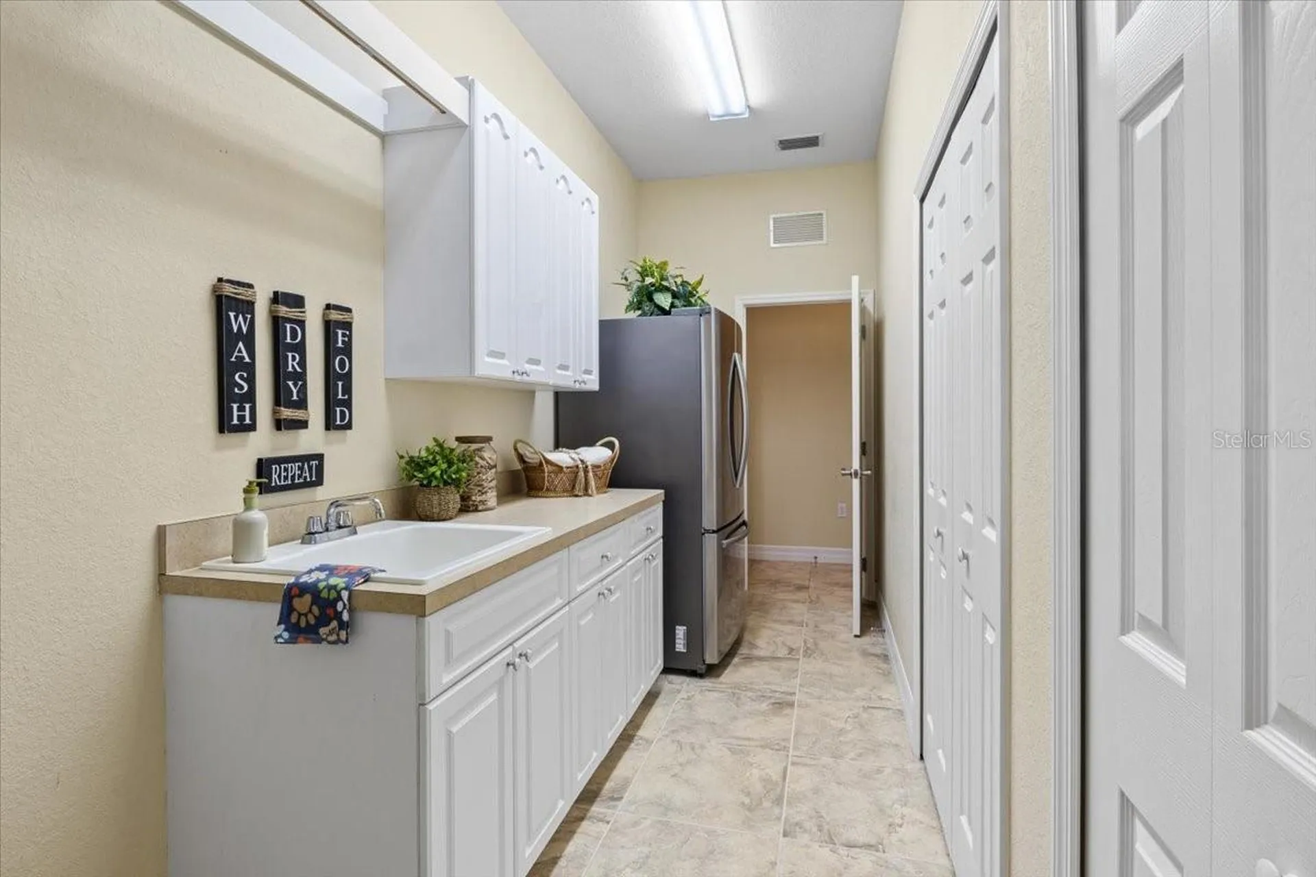 11443 Savannah Lakes Drive Parrish FL 34219