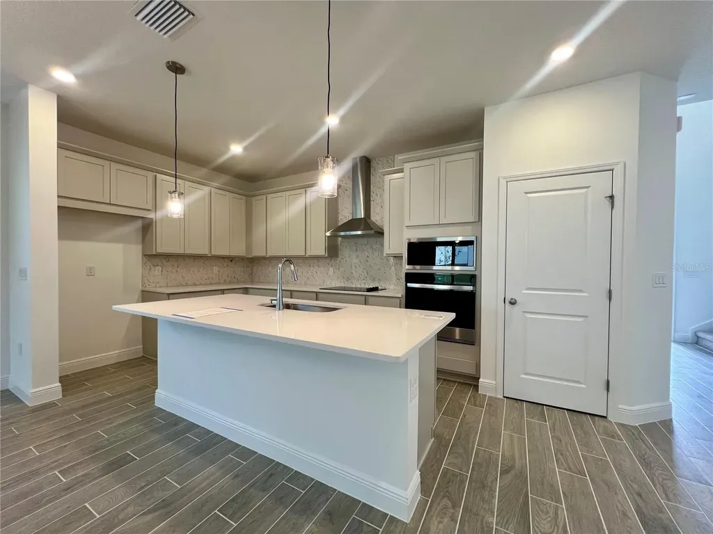 2299 Juniper Berry Avenue Minneola FL 34715