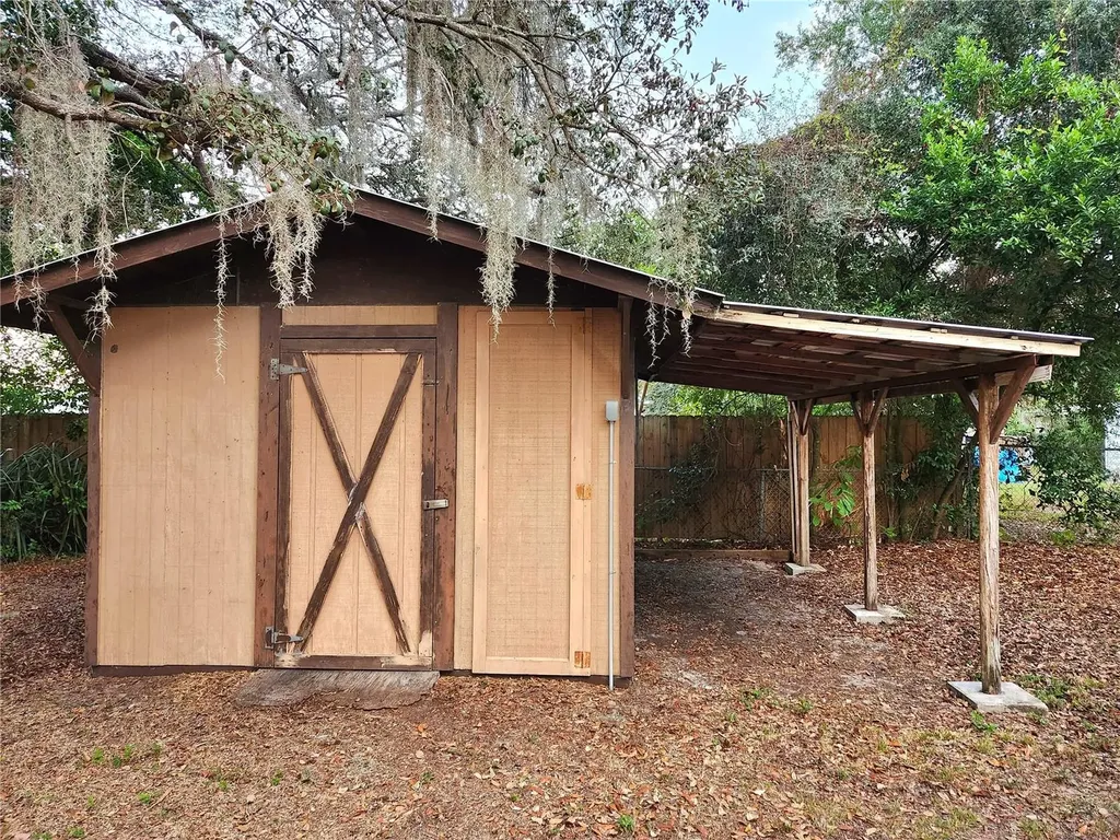 8917 N Highland Avenue Tampa FL 33604