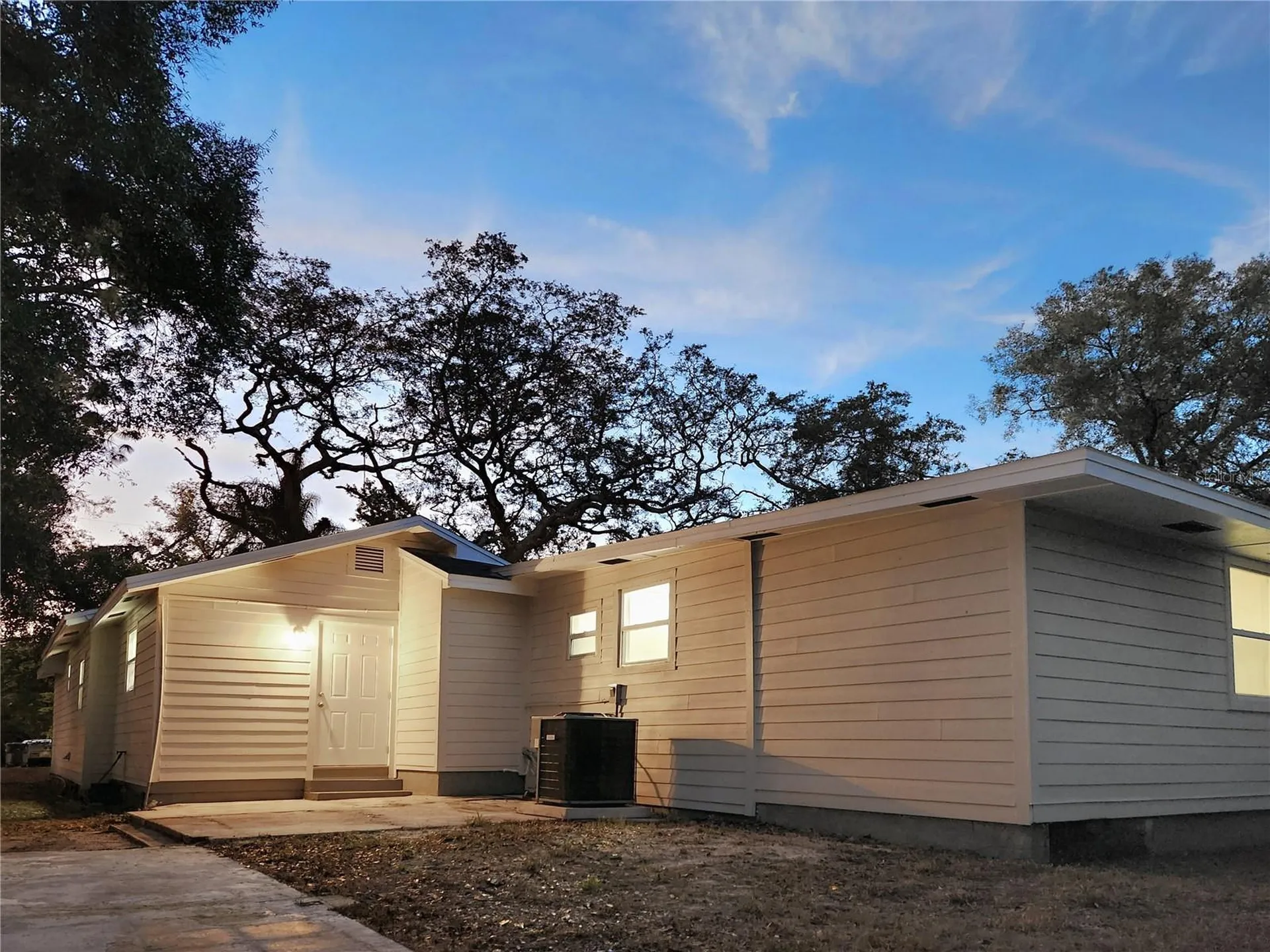 8917 N Highland Avenue Tampa FL 33604