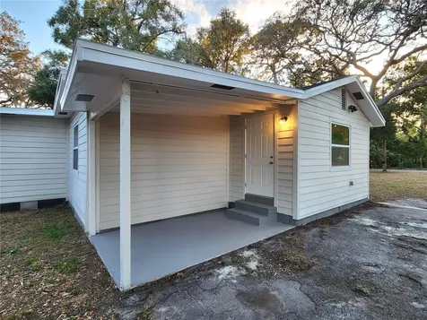 8917 N Highland Avenue Tampa FL 33604