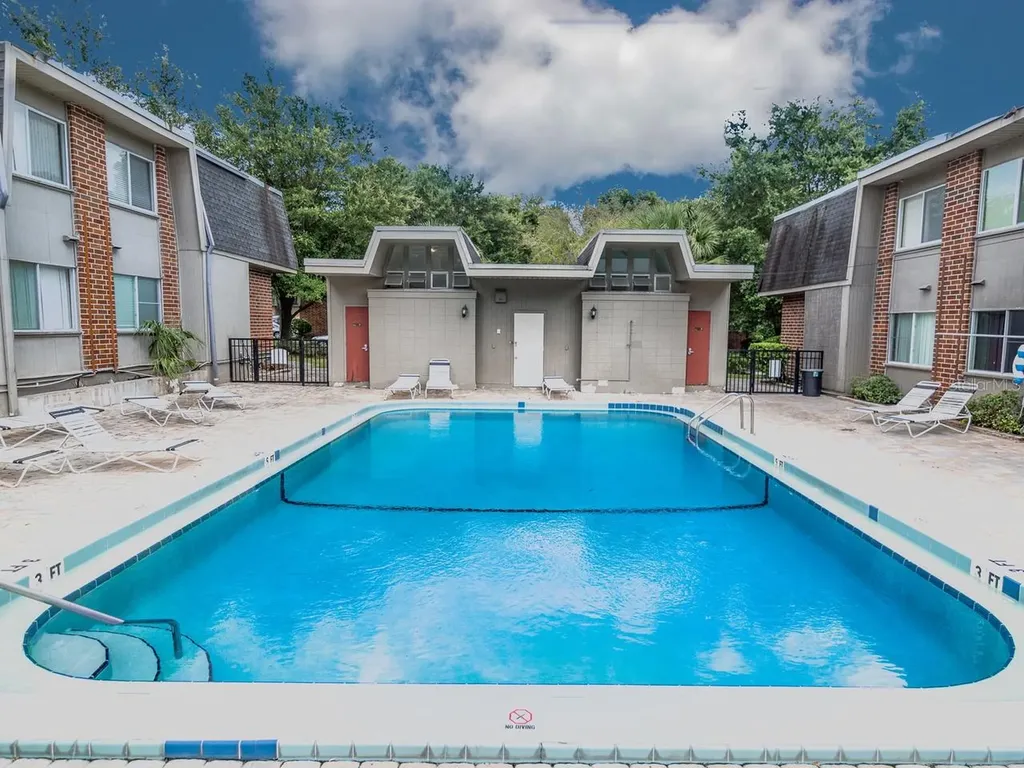 1700 SW 16th Court Gainesville FL 32608